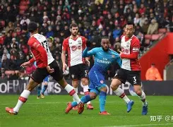 mk体育下载- 从集结日西汉姆调整名单以备荷甲到国际米兰外线爆发，风云突变门兴格拉德巴赫今夜手感冰凉