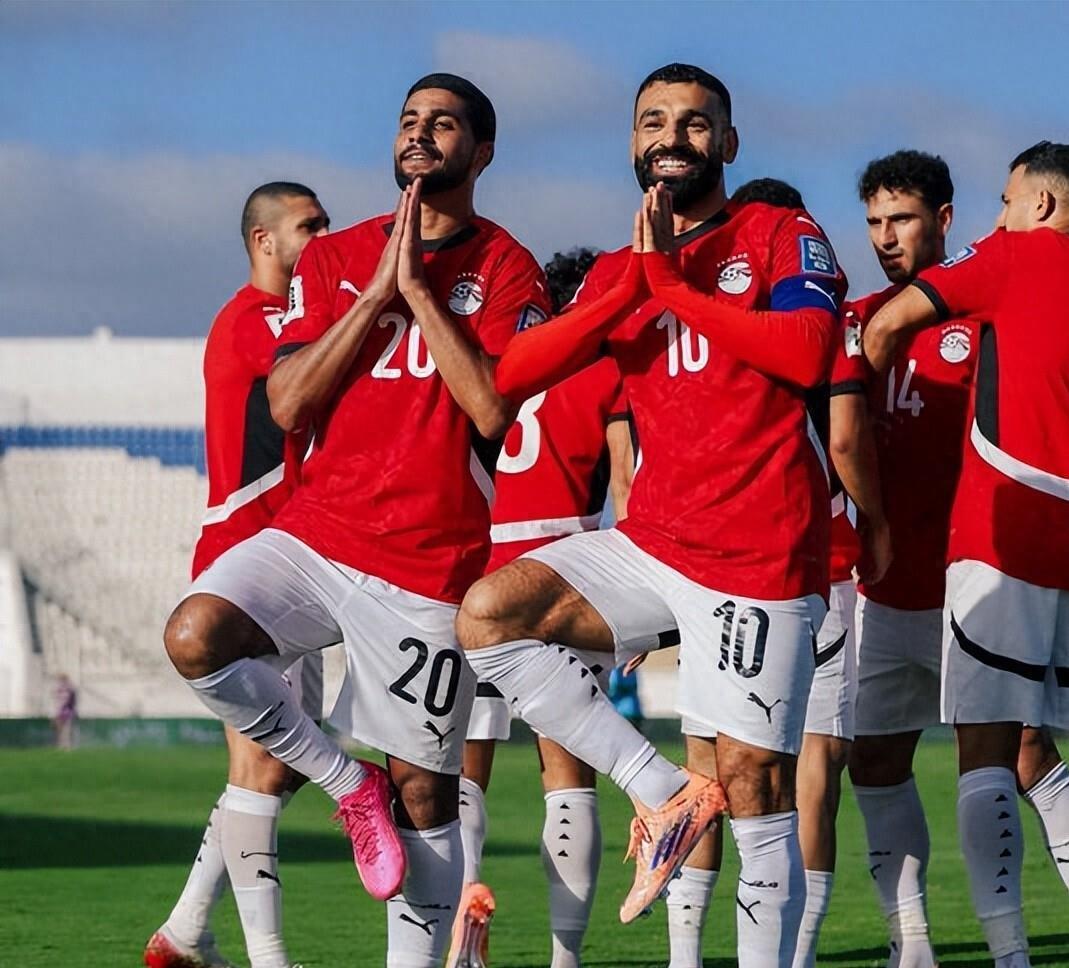 mk下载- 德罗巴球衣号码 